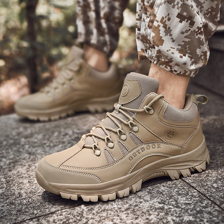 Large size men's hiking shoes
