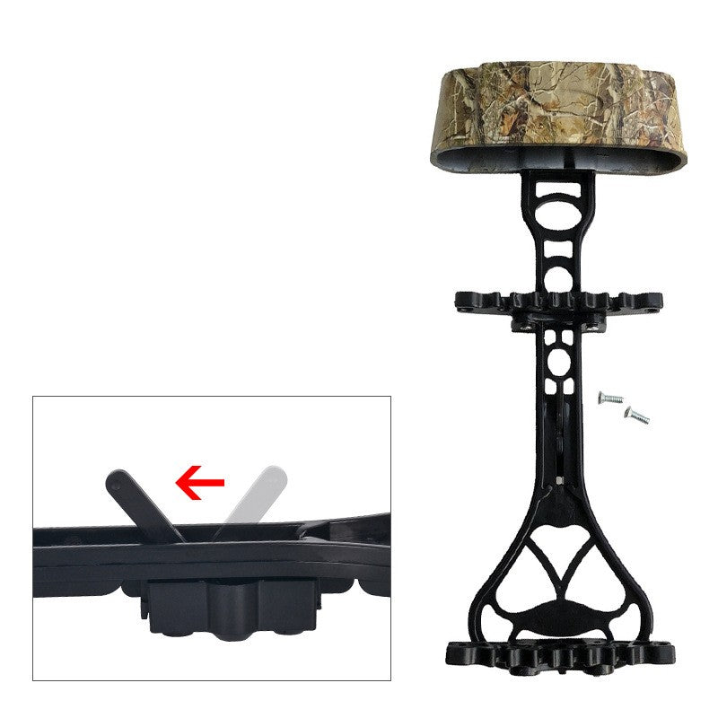 Archery Equipment Can Carry Six Arrows In Camouflage